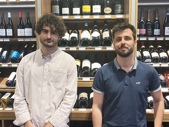 Caviste comptoir des vignes Le Vigen