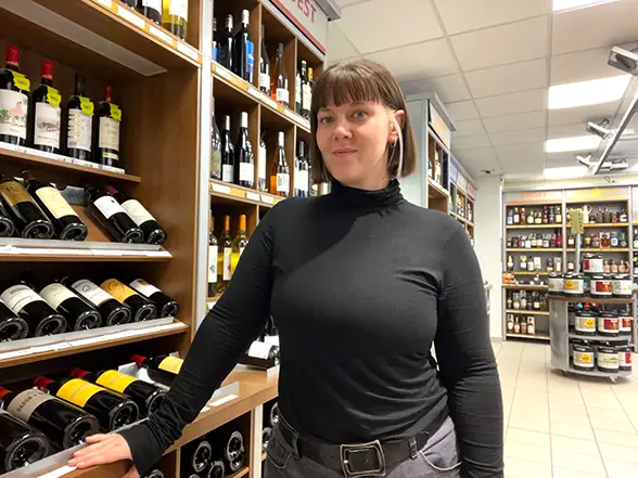 Caviste comptoir des vignes Mende
